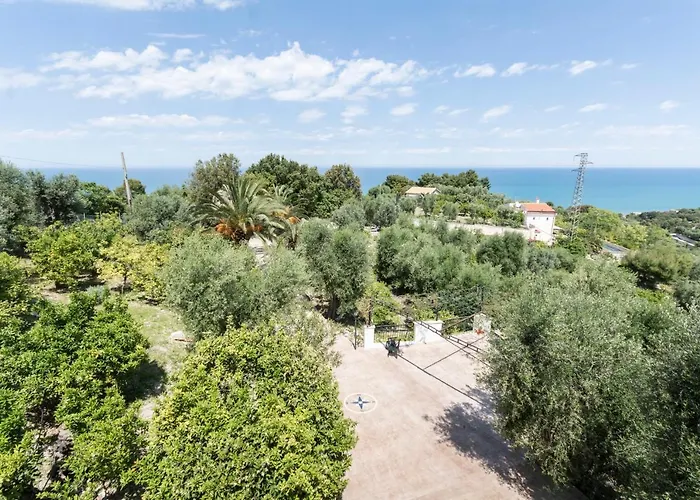 Il Melangolo Bed & Breakfast 4*